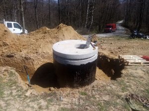 Budowa ujęcia wody BR-2 wraz z siecią wodociągową i instalacją elektryczną w miejscowości Broniszów.