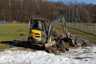 Budowa oświetlenia płyty stadionu GOKiW w Wielopolu Skrzyńskim
