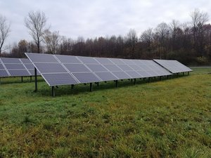 Budowa ogrodzenia instalacji fotowoltaicznej przy Oczyszczalni Ścieków w Wielopolu Skrzyńskim
