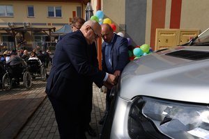 AUTOBUS - img_7455.jpg