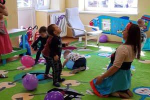 Dzień Dziecka w Gminnym Żłobku "Maluszek" w Wielopolu Skrzyńskim - 100047935.jpg