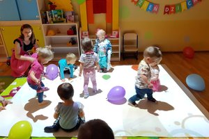 Dzień Dziecka w Gminnym Żłobku "Maluszek" w Wielopolu Skrzyńskim - 104159942.jpg