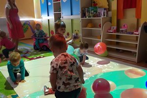 Dzień Dziecka w Gminnym Żłobku "Maluszek" w Wielopolu Skrzyńskim - 105009360.jpg