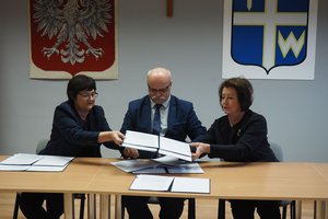 podpisanie umów - 1013614.jpg