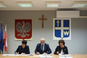 podpisanie umów - 1013615.jpg