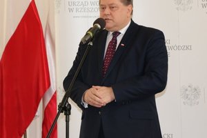 wręczenie promes - 201802714_0004.jpg