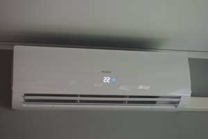 Dostawa i montaż urządzeń klimatyzacyjnych - 201802715_0008.jpg