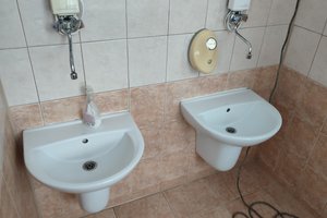 Łazienki SP Brzeziny - 98.jpg