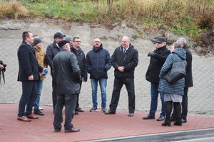 oficjalne oddanie do użytku chodnika w miejscowości Glinik - 1017630.jpg