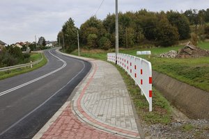 Chodnik Broniszów - img_3235.jpg