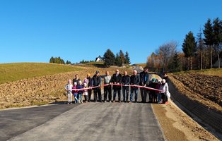 Budowa drogi gminnej Glinik koło cmentarza