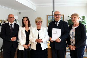 Podpisanie umowy Glinik - Lipowiec - 514277074_1104928348118682_2030380758655112069_n.jpg