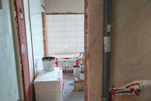 W trakcie realizacji - prace wewnątrz budynku - 201810122006015.jpg