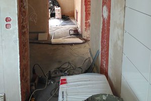 W trakcie realizacji - prace wewnątrz budynku - 201810122006028.jpg