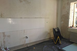 W trakcie realizacji - prace wewnątrz budynku - 201810122008005.jpg