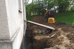 W trakcie realizacji - prace na zewnątrz budynku - 20180425_0010.jpg