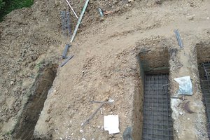 W trakcie realizacji - prace na zewnątrz budynku - 201810121002.jpg