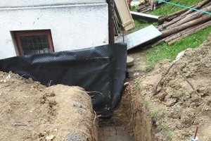 W trakcie realizacji - prace na zewnątrz budynku - 201810121022.jpg