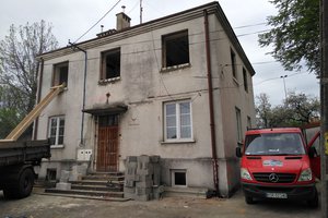 W trakcie realizacji - prace na zewnątrz budynku - 201810121030.jpg