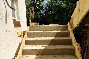 W trakcie realizacji - prace na zewnątrz budynku - 201810122005005.jpg