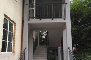 W trakcie realizacji - prace na zewnątrz budynku - 201810122009003.jpg