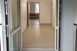 W trakcie realizacji - prace na zewnątrz budynku - 201810122009023.jpg