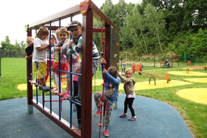 Plac zabaw w Gliniku - img_1151.jpg