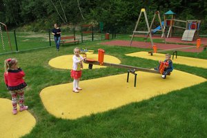 Plac zabaw w Gliniku - img_1154.jpg