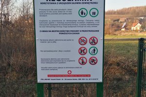 Budowa i wyposażenie integracyjnego placu zabaw i siłowni plenerowej - inwestycja po realizacji - 20171211_0002.jpg