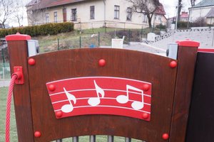 Budowa i wyposażenie integracyjnego placu zabaw i siłowni plenerowej - inwestycja po realizacji - 20171211_0019.jpg