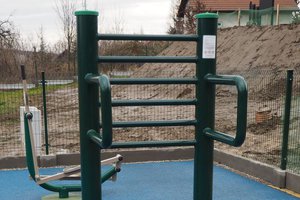 Budowa i wyposażenie integracyjnego placu zabaw i siłowni plenerowej - inwestycja po realizacji - 20171211_0032.jpg