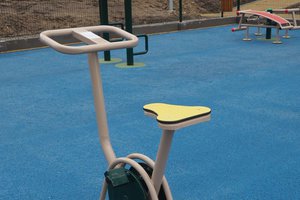 Budowa i wyposażenie integracyjnego placu zabaw i siłowni plenerowej - inwestycja po realizacji - 20171211_0036.jpg