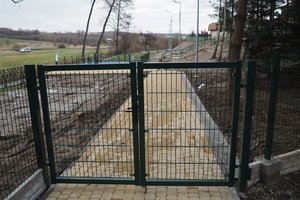 Budowa i wyposażenie integracyjnego placu zabaw i siłowni plenerowej - inwestycja po realizacji - 20171211_0045.jpg