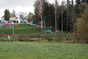 Budowa i wyposażenie integracyjnego placu zabaw i siłowni plenerowej - inwestycja w trakcie realizacji - 20171026_0018.jpg