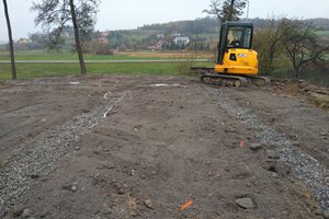 Budowa i wyposażenie integracyjnego placu zabaw i siłowni plenerowej - inwestycja w trakcie realizacji - 20171027_0006.jpg