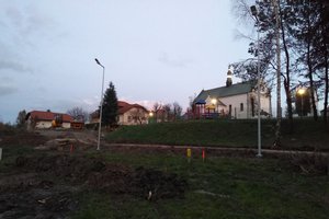 Budowa i wyposażenie integracyjnego placu zabaw i siłowni plenerowej - inwestycja w trakcie realizacji - 20171027_0009.jpg