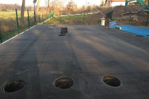 Budowa i wyposażenie integracyjnego placu zabaw i siłowni plenerowej - inwestycja w trakcie realizacji - 20171117_0017.jpg