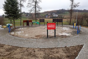 Budowa i wyposażenie integracyjnego placu zabaw i siłowni plenerowej - inwestycja w trakcie realizacji - 20171118_0005.jpg