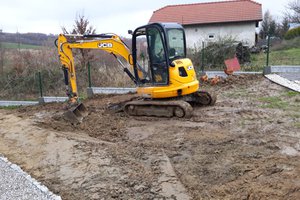 Budowa i wyposażenie integracyjnego placu zabaw i siłowni plenerowej - inwestycja w trakcie realizacji - 20171118_0006.jpg