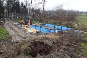 Budowa i wyposażenie integracyjnego placu zabaw i siłowni plenerowej - inwestycja w trakcie realizacji - 20171118_0007.jpg