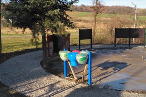 Budowa i wyposażenie integracyjnego placu zabaw i siłowni plenerowej - inwestycja w trakcie realizacji - 20171121_0036.jpg