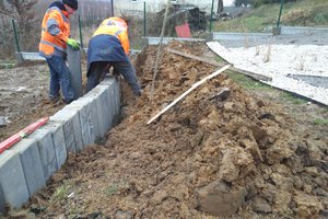 Budowa i wyposażenie integracyjnego placu zabaw i siłowni plenerowej - inwestycja w trakcie realizacji - 20171123_0001.jpg