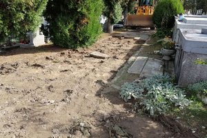 Inwestycja w trakcie realizacji - 2002.jpg