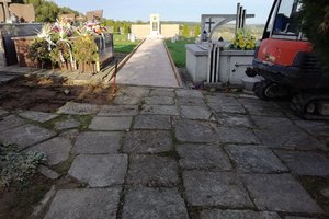 Inwestycja w trakcie realizacji - 2010.jpg