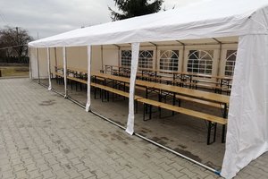 Dostawa wyposażenia placu handlowego - 1021.jpg