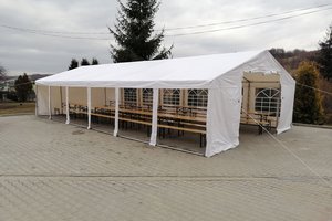 Dostawa wyposażenia placu handlowego - 1022.jpg