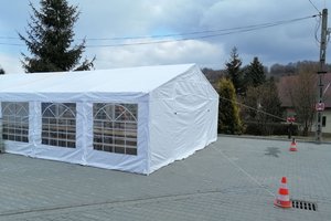 Dostawa wyposażenia placu handlowego - 2020.jpg