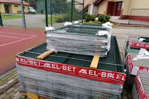 Inwestycja w trakcie realizacji - 2002.jpg