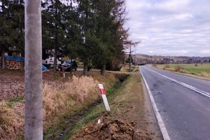 „Budowa napowietrznej linii oświetlenia ulicznego w miejscowości Glinik” - img_20211124_135630.jpg