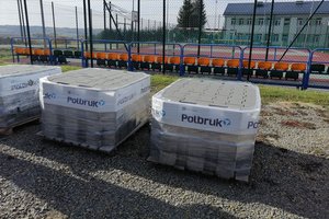 Inwestycja w trakcie realizacji - 2004.jpg